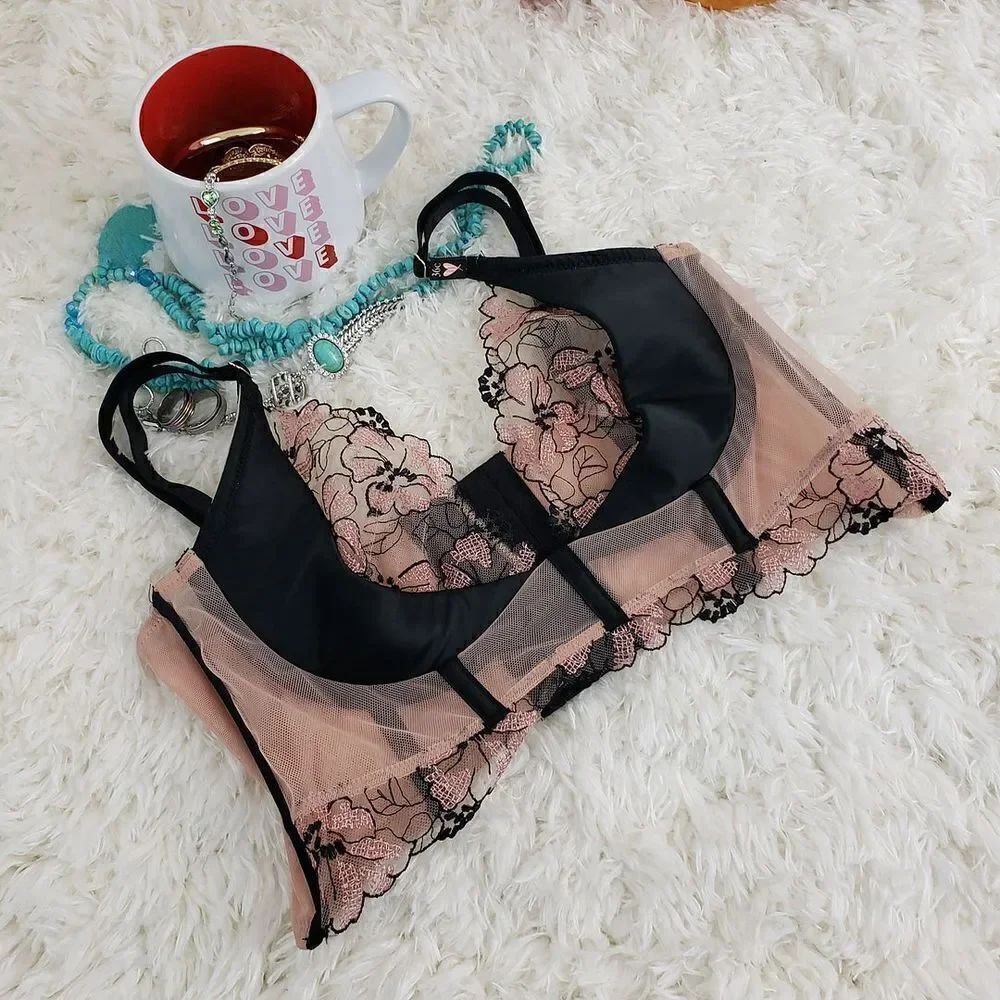 Victoria's Secret 36B Nude Lightly Lined Quarter Cup Demi Very Sexy Bra